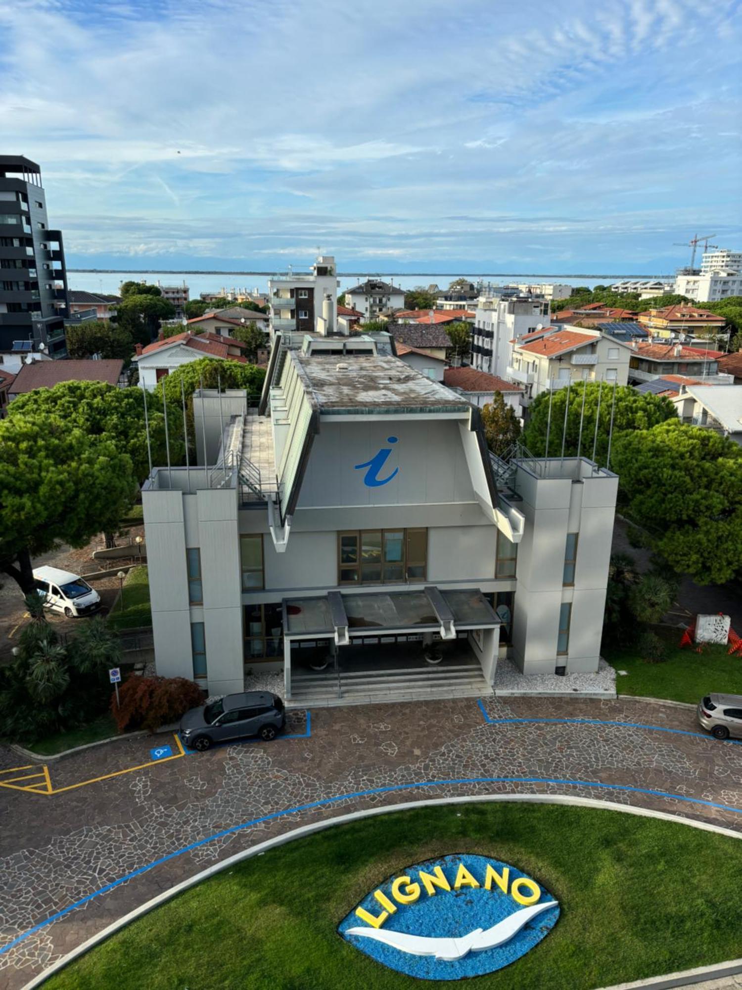 Fabfour Appartamento - Piazza Fontana Lignano Sabbiadoro Esterno foto
